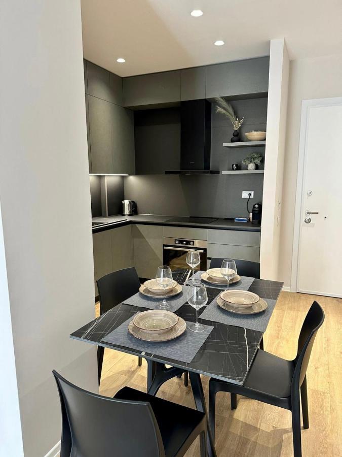 New Brilant Apartment Тирана Екстер'єр фото
